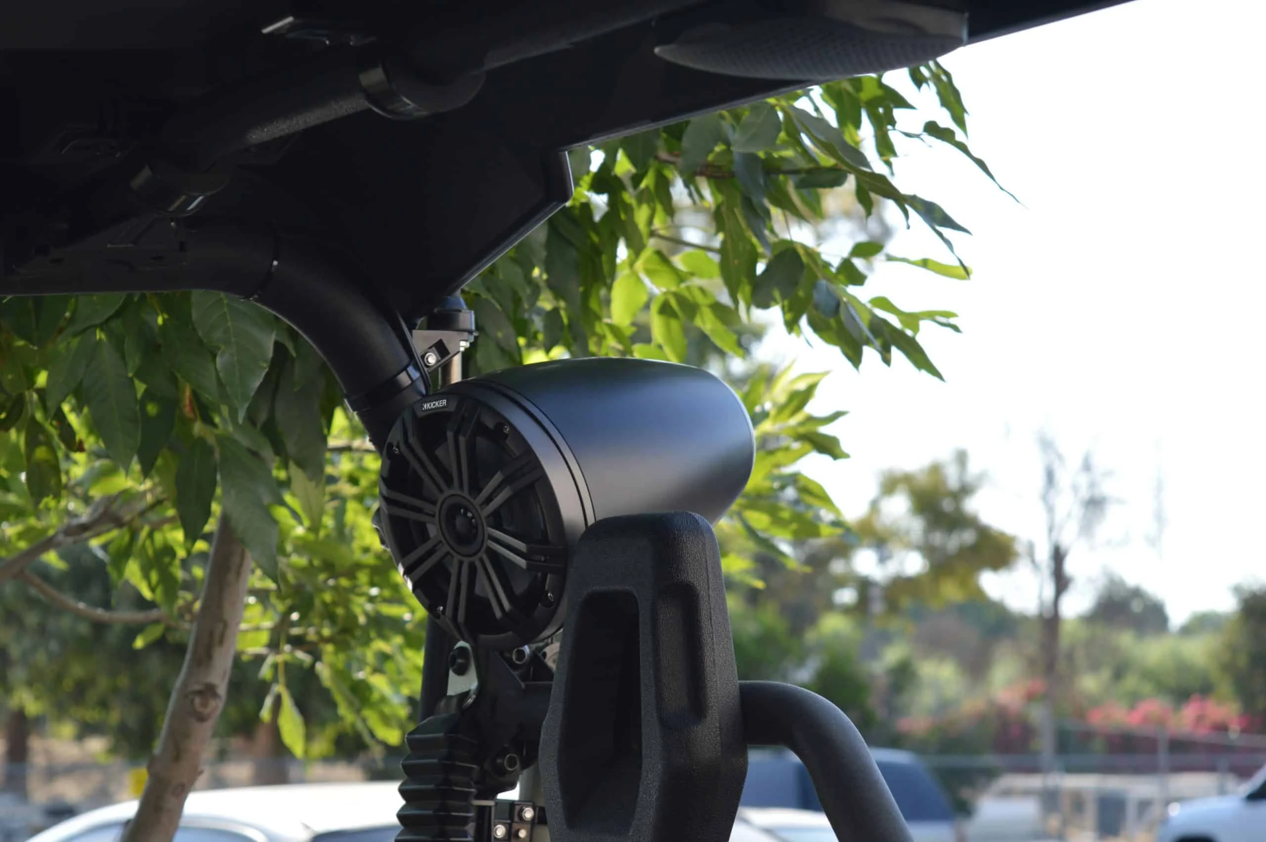 Напольные колонки для UTV/ATV 2026: цены, обзор моделей и рейтинг